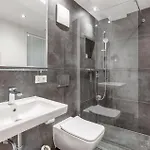 Moon Апартаменты *