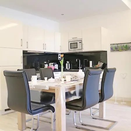 Moon Apartamento Lubkow