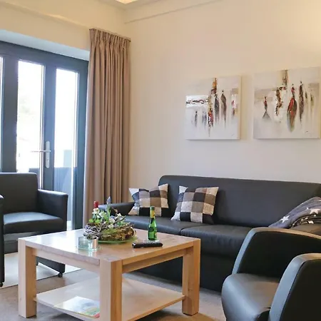 Apartment Moon Binz